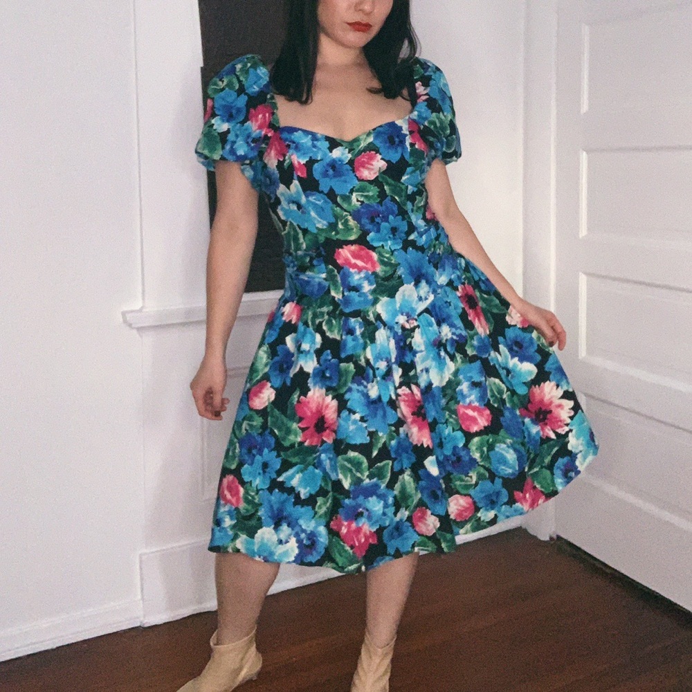 Vintage 1980’s Blue Floral Puffy Sleeve Dress